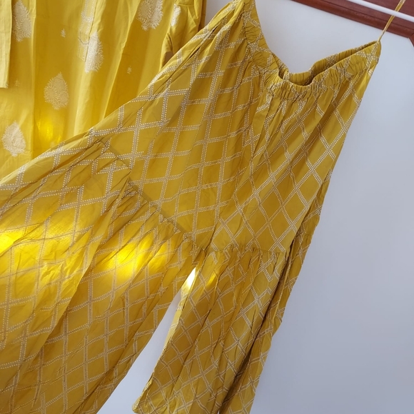 Indian kurta and plazo with dupatta - Picture 2 of 8